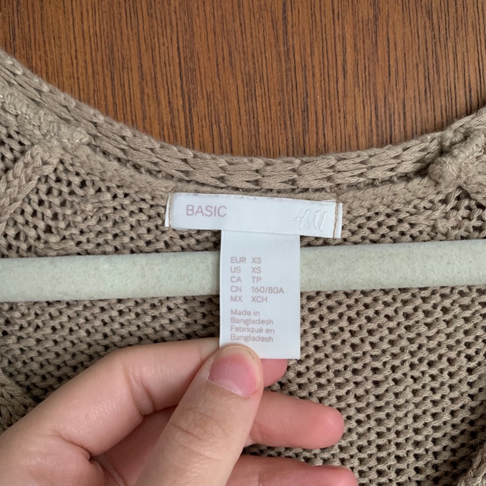 H&M basic sweater - Picture 3 of 3